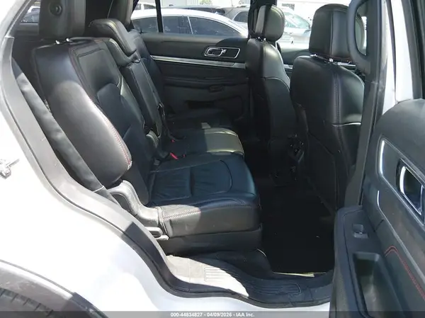 1FM5K8GT7HGE09769 2017 FORD EXPLORER - Image 8