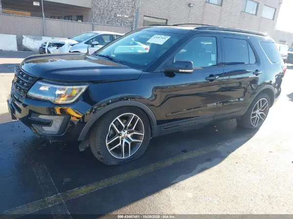 1FM5K8GT7HGE24448 2017 FORD EXPLORER - Image 2