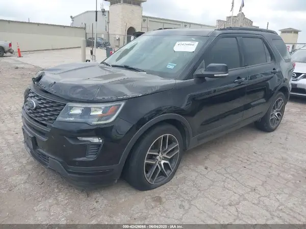 1FM5K8GT7JGA35282 2018 FORD EXPLORER - Image 2