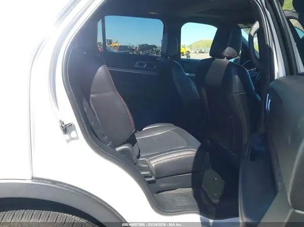 1FM5K8GT7JGA56410 2018 FORD EXPLORER - Image 8