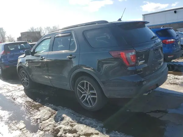 1FM5K8GT7JGA57492 2018 FORD EXPLORER - Image 2