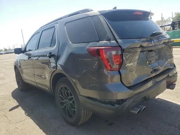 1FM5K8GT7JGB31171 2018 FORD EXPLORER - Image 2