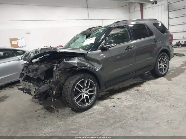 1FM5K8GT7JGB55695 2018 FORD EXPLORER - Image 2