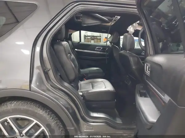 1FM5K8GT7JGB55695 2018 FORD EXPLORER - Image 8