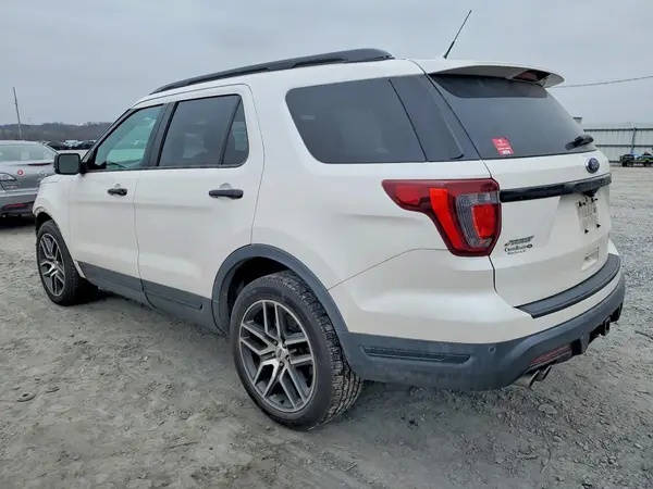 1FM5K8GT7JGB84422 2018 FORD EXPLORER - Image 2