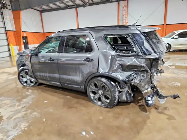 1FM5K8GT7JGC35689 2018 FORD EXPLORER - Image 2