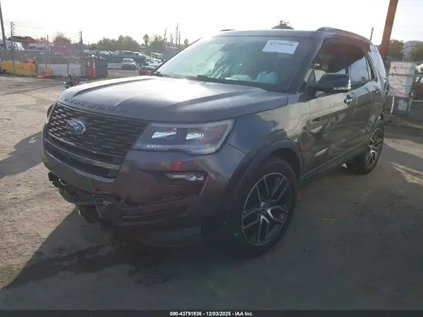 1FM5K8GT7KGA47160 2019 FORD EXPLORER - Image 2