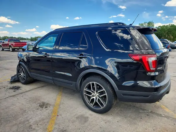 1FM5K8GT7KGB12850 2019 FORD EXPLORER - Image 2