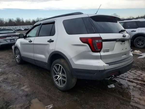 1FM5K8GT7KGB32998 2019 FORD EXPLORER - Image 2