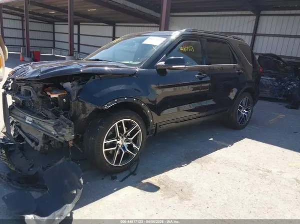 1FM5K8GT7KGB53446 2019 FORD EXPLORER - Image 2