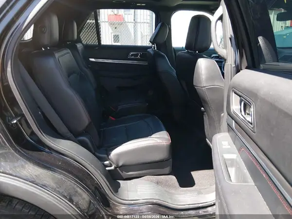1FM5K8GT7KGB53446 2019 FORD EXPLORER - Image 8