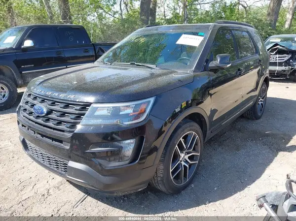 1FM5K8GT8GGA24087 2016 FORD EXPLORER - Image 2