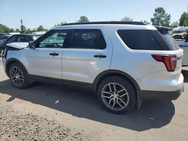 1FM5K8GT8GGA29502 2016 FORD EXPLORER - Image 2