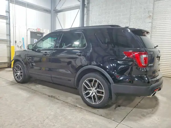 1FM5K8GT8GGA55744 2016 FORD EXPLORER - Image 2