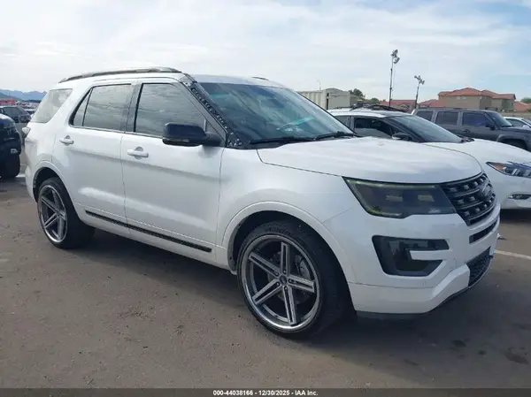1FM5K8GT8GGA62421 2016 FORD EXPLORER - Image 1