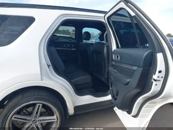 1FM5K8GT8GGA62421 2016 FORD EXPLORER - Image 8