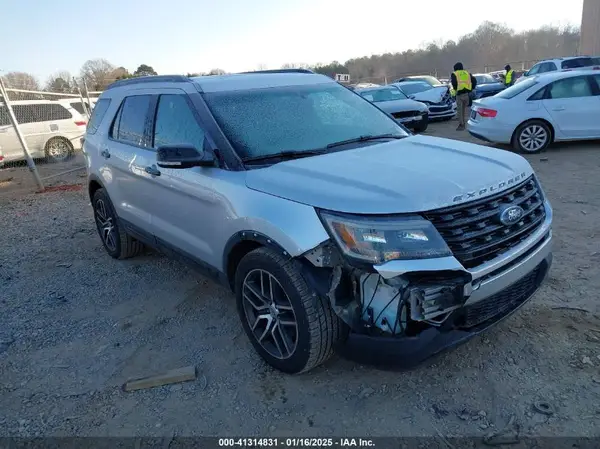 1FM5K8GT8GGB32905 2016 FORD EXPLORER - Image 1