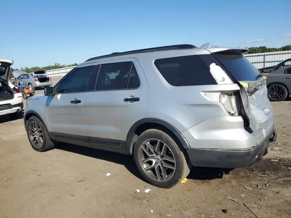 1FM5K8GT8GGC00491 2016 FORD EXPLORER - Image 2