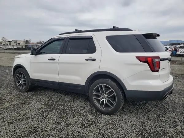 1FM5K8GT8GGC09577 2016 FORD EXPLORER - Image 2