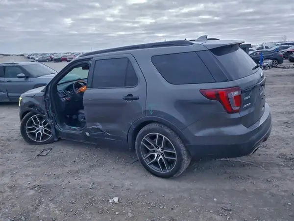 1FM5K8GT8GGC11717 2016 FORD EXPLORER - Image 2