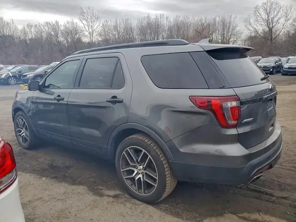 1FM5K8GT8GGC28372 2016 FORD EXPLORER - Image 2