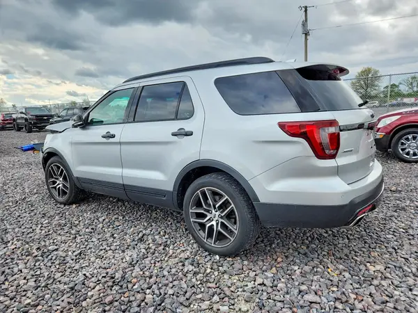 1FM5K8GT8GGC49318 2016 FORD EXPLORER - Image 2