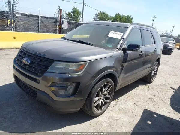 1FM5K8GT8GGC59881 2016 FORD EXPLORER - Image 2