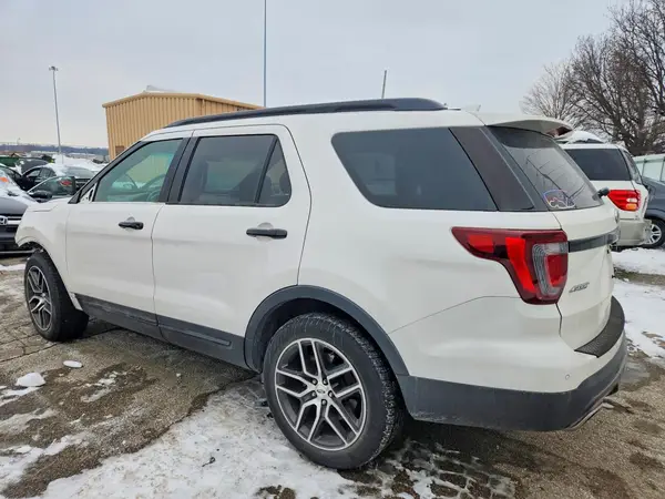 1FM5K8GT8GGC83940 2016 FORD EXPLORER - Image 2