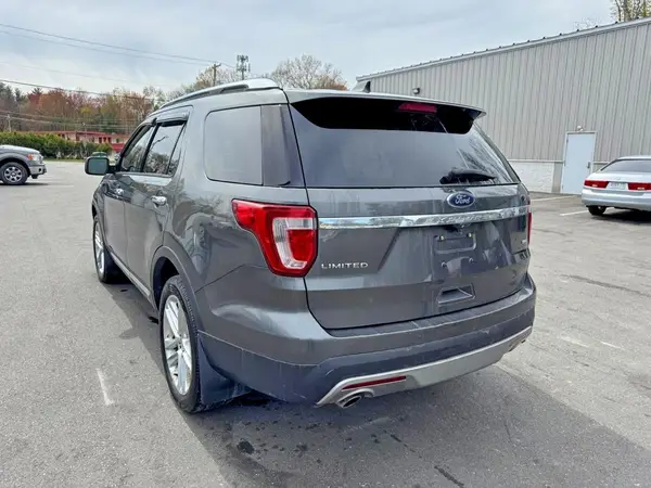 1FM5K8GT8HGA00745 2017 FORD EXPLORER - Image 2