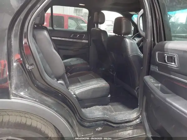 1FM5K8GT8HGA01183 2017 FORD EXPLORER - Image 8