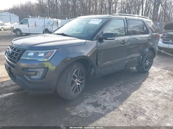 1FM5K8GT8HGA19716 2017 FORD EXPLORER - Image 2