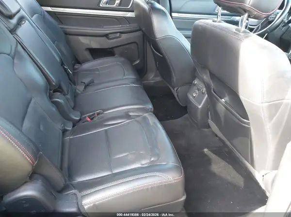 1FM5K8GT8HGA19716 2017 FORD EXPLORER - Image 8