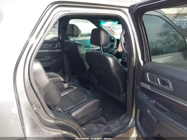1FM5K8GT8HGA45846 2017 FORD EXPLORER - Image 8