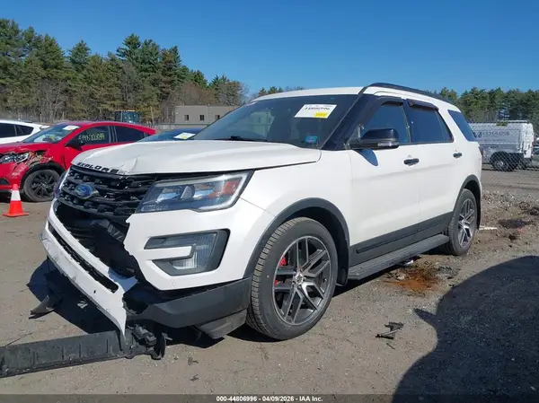 1FM5K8GT8HGA96411 2017 FORD EXPLORER - Image 2