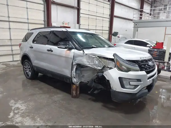 1FM5K8GT8HGB16558 2017 FORD EXPLORER - Image 1