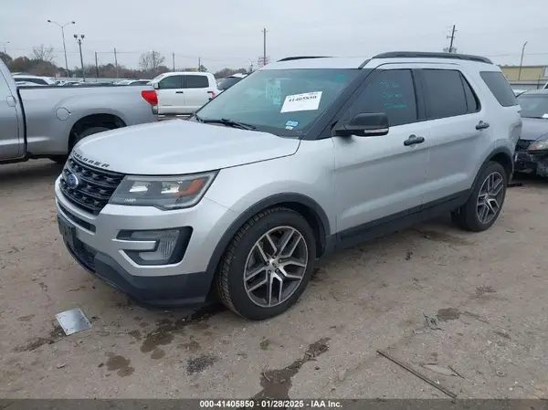 1FM5K8GT8HGB20884 2017 FORD EXPLORER - Image 2