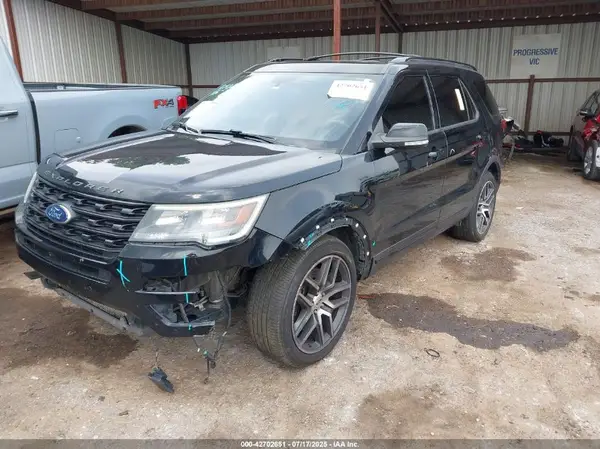 1FM5K8GT8HGC27692 2017 FORD EXPLORER - Image 2