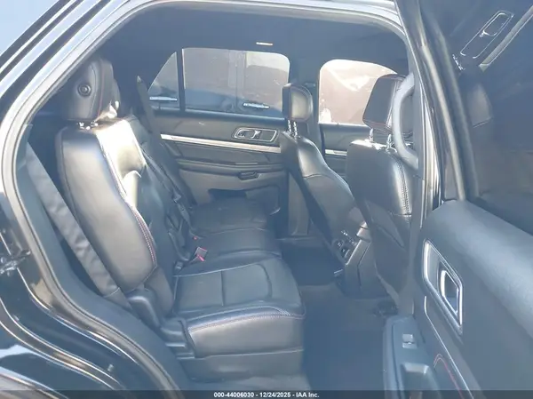 1FM5K8GT8HGC44069 2017 FORD EXPLORER - Image 8