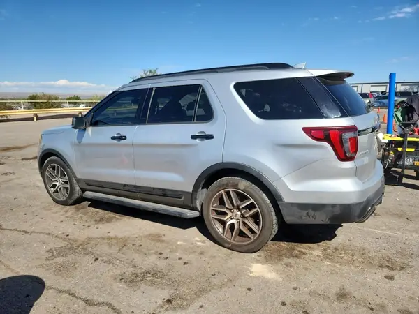 1FM5K8GT8HGD88625 2017 FORD EXPLORER - Image 2