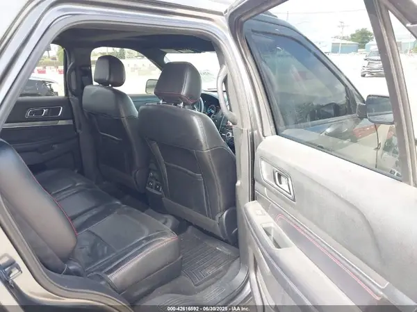 1FM5K8GT8HGD96773 2017 FORD EXPLORER - Image 8