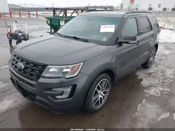 1FM5K8GT8HGE21915 2017 FORD EXPLORER - Image 2