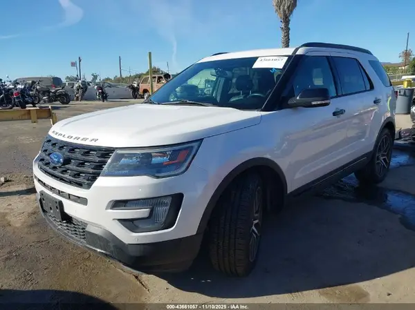 1FM5K8GT8HGE24250 2017 FORD EXPLORER - Image 2