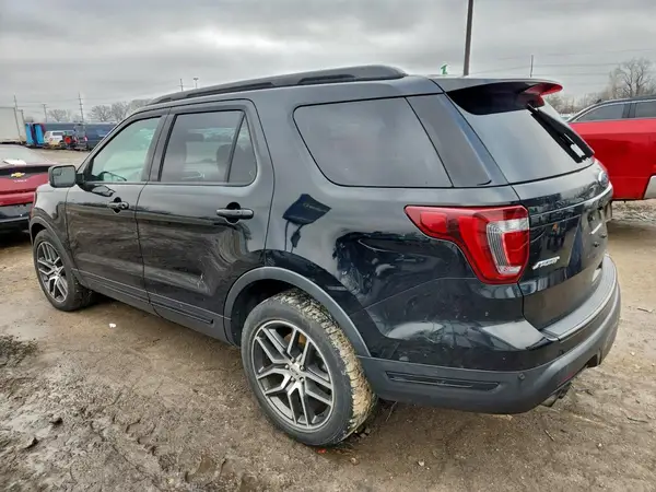 1FM5K8GT8JGA13243 2018 FORD EXPLORER - Image 2