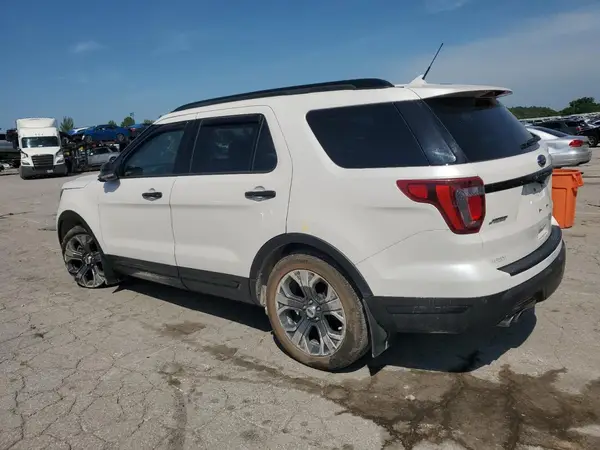 1FM5K8GT8JGA55217 2018 FORD EXPLORER - Image 2