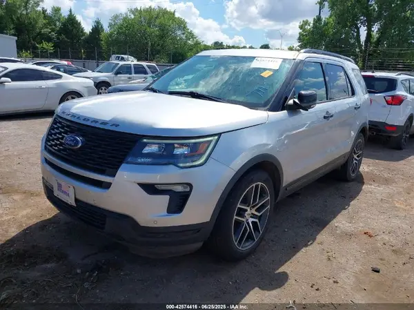 1FM5K8GT8JGB13469 2018 FORD EXPLORER - Image 2
