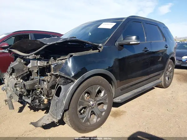 1FM5K8GT8JGB56905 2018 FORD EXPLORER - Image 2