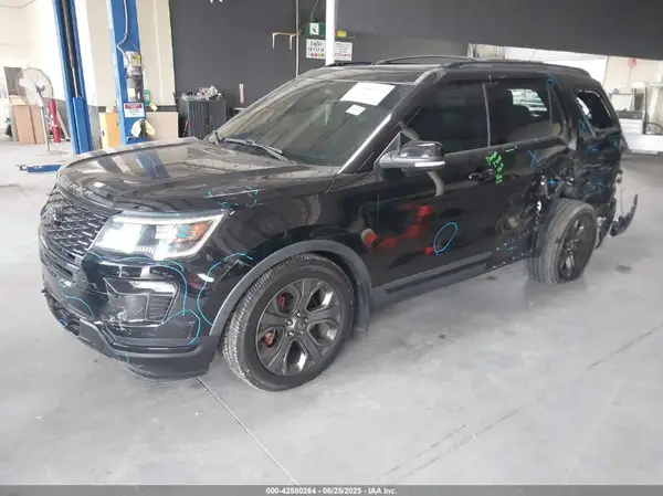 1FM5K8GT8JGB63417 2018 FORD EXPLORER - Image 2