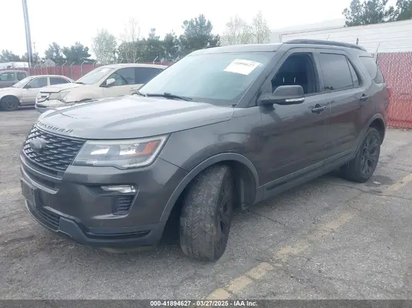 1FM5K8GT8JGB79584 2018 FORD EXPLORER - Image 2