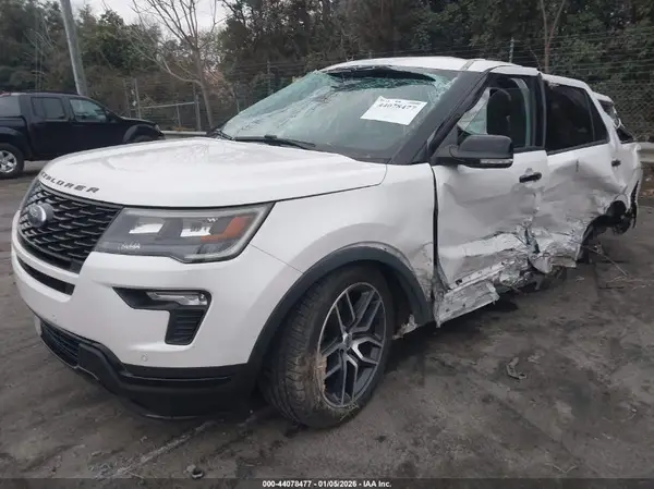 1FM5K8GT8JGC11854 2018 FORD EXPLORER - Image 2
