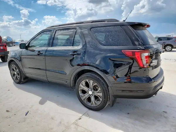 1FM5K8GT8JGC13863 2018 FORD EXPLORER - Image 2